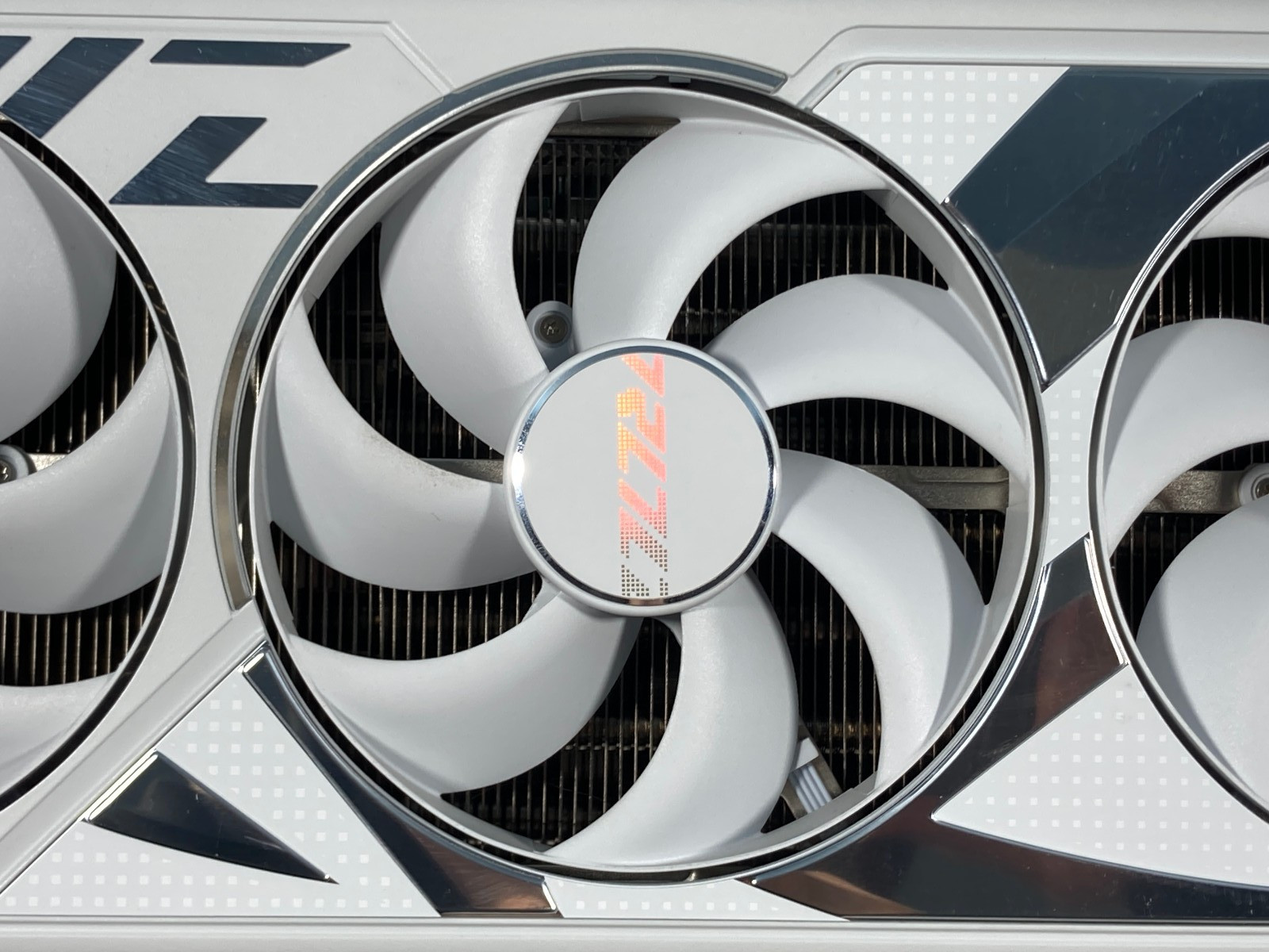 PENAWARAN BH 2 GET 1 ASUS ROG  - Rtx 4090 24Gb Gddr6X ulasan dan harga