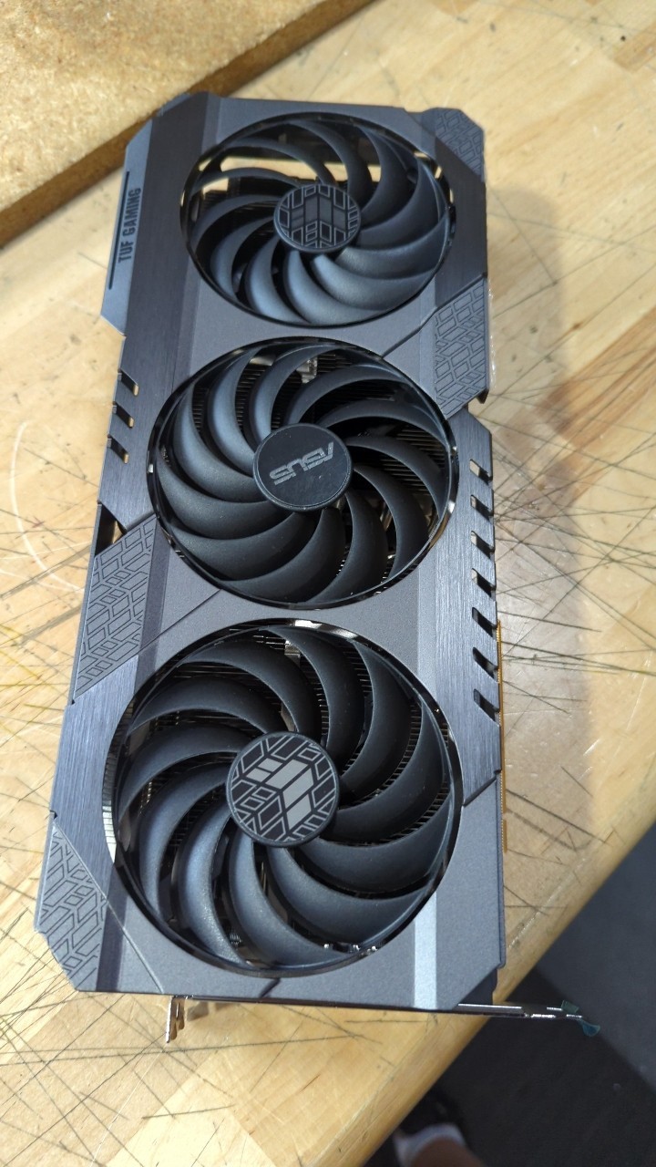 BH PENAWARAN TERBAIK UNTUK PAR - Rtx 4090 24Gb Gddr6X ulasan dan harga
