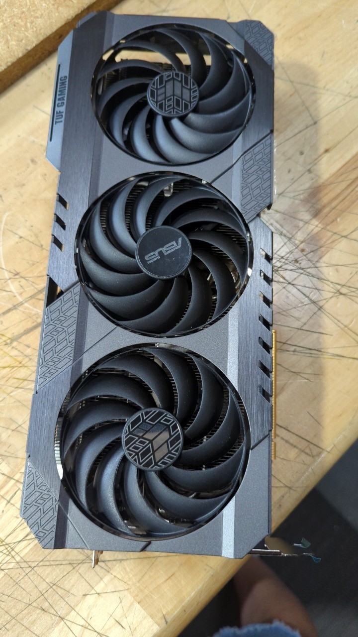 BH PENAWARAN TERBAIK UNTUK PAR - Rtx 4090 24Gb Gddr6X ulasan dan harga